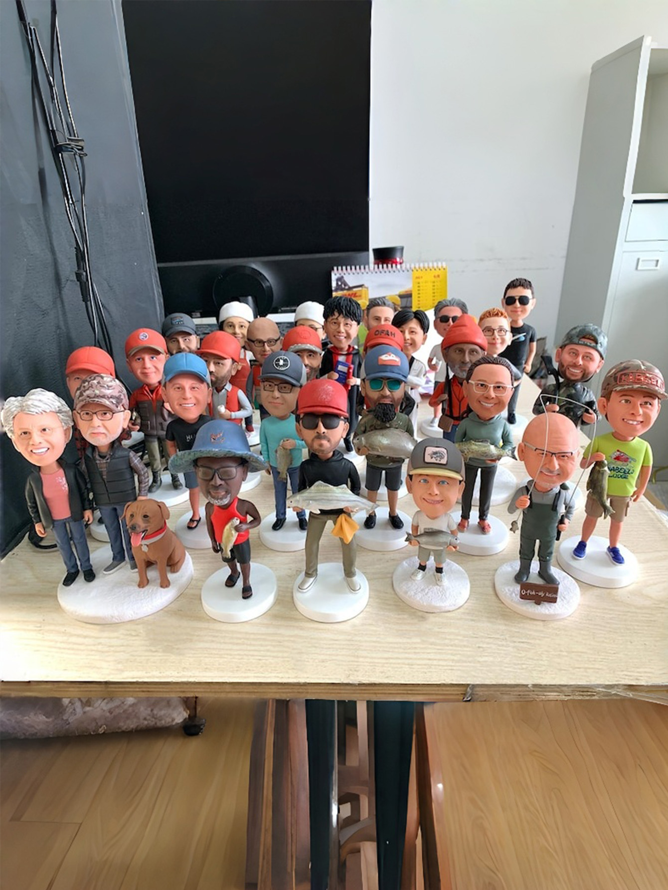 Custom bobblehead dolls, personalized and fun bobblehead gifts